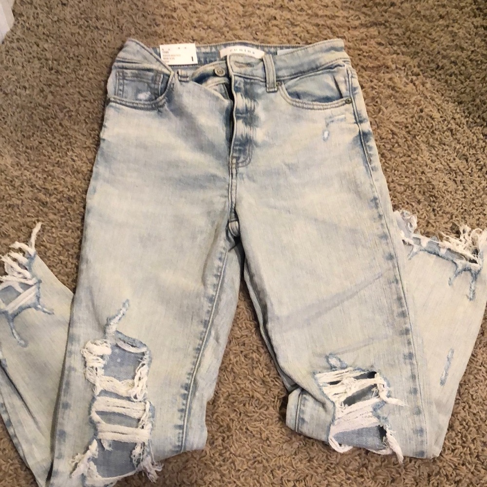 Eunina Toni Super High Rise Mom Crop Jeans